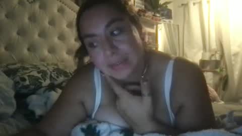 Snapshot of latinalinda02 chatting on 10/14/25, 03:07 latinalinda02 online show from 10/14/25, 03:07