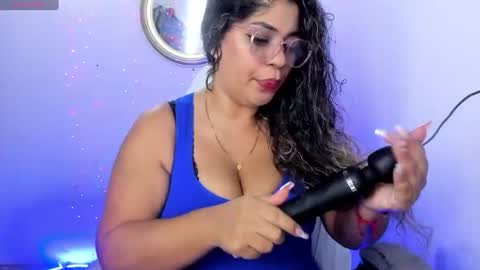 latinamav22 online show from 06/19/26, 11:30
