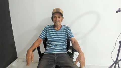 latinaroom178878 online show from 07/14/26, 12:46