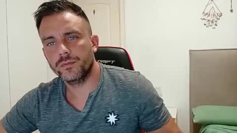 LatinBlueBoy online show from 09/21/25, 07:04
