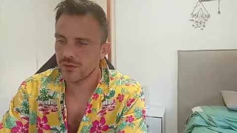 LatinBlueBoy online show from 09/29/25, 03:50