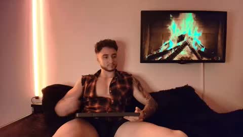 LatinBoyVIP  Colombian online show from 04/28/26, 02:27