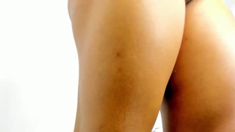 Snapshot of latinebonyts chatting on 10/03/25, 12:07 latinebonyts online show from 10/03/25, 12:07