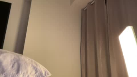 Hi -  online show from 04/07/26, 04:57