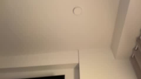 Hi -  online show from 05/07/26, 02:39