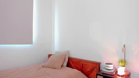 Snapshot of latinevil chatting on 01/22/25, 09:32 Mistress Maddie and Master Jordan  online show from 01/22/25, 09:32