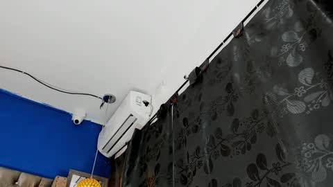 Zeus online show from 02/06/25, 10:48