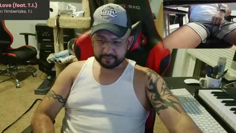 LatinLover83 online show from 04/15/26, 04:41