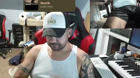 LatinLover83 online show from 04/21/26, 05:03