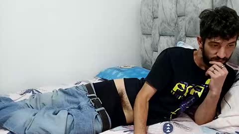 latinlustandfrenchkiss online show from 11/27/25, 03:36