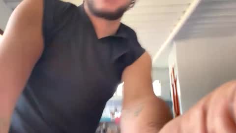 Men online show from 02/08/26, 03:04