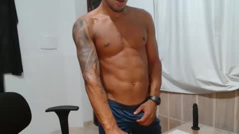 latinmarian online show from 04/23/26, 07:20