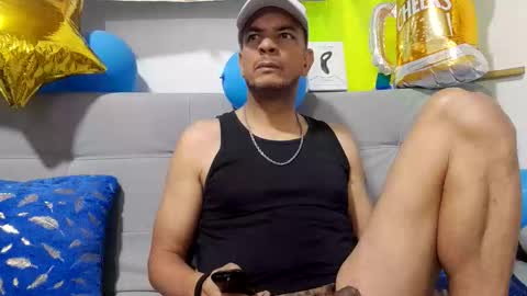 latinmartin254 online show from 09/29/25, 03:22