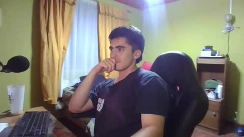 Snapshot of latinn_babe chatting on 02/06/25, 03:59 latinn_babe online show from 02/06/25, 03:59