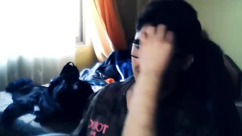 Snapshot of latinn_babe chatting on 09/16/25, 09:27 latinn_babe online show from 09/16/25, 09:27