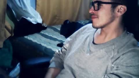 Snapshot of latinn_babe chatting on 09/17/25, 11:39 latinn_babe online show from 09/17/25, 11:39