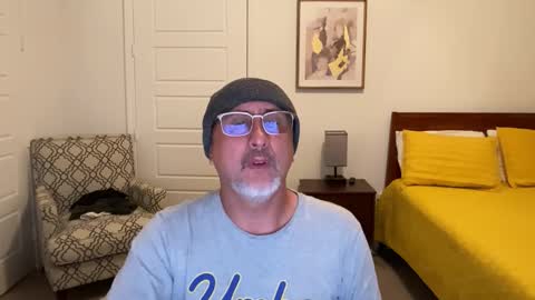 Snapshot of latinnous chatting on 11/01/25, 04:03 QS - INDEPENDENT MODEL online show from 11/01/25, 04:03