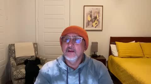 Snapshot of latinnous chatting on 11/02/25, 03:42 QS - INDEPENDENT MODEL online show from 11/02/25, 03:42