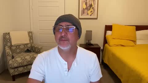 Snapshot of latinnous chatting on 11/07/25, 05:18 QS - INDEPENDENT MODEL online show from 11/07/25, 05:18