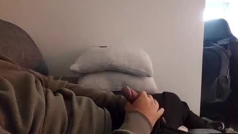 Snapshot of latino8484 chatting on 11/20/25, 02:28 latino8484 online show from 11/20/25, 02:28