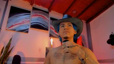 latino_boysmiles online show from 03/19/26, 02:37