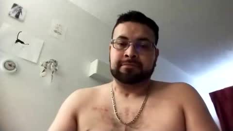latino_daddy93 online show from 02/03/26, 03:50