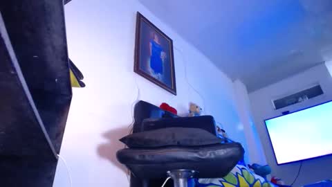 Snapshot of latino_hot_sexy_ chatting on 02/12/25, 12:48 valentina online show from 02/12/25, 12:48