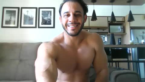 Snapshot of latino_rodri chatting on 06/10/26, 01:10 latino_rodri online show from 06/10/26, 01:10
