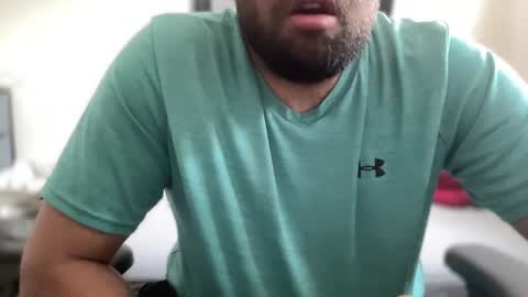 call me papi -- follow my twitter latinoc30 online show from 12/23/24, 06:58