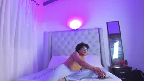 latinodark online show from 02/11/26, 03:11