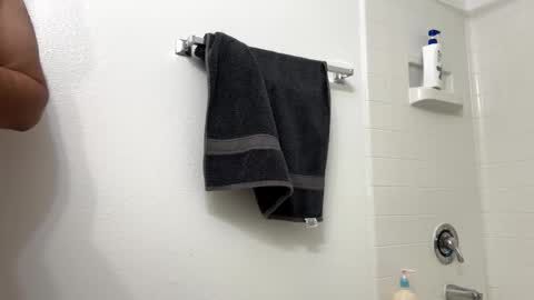 latinoforasian online show from 01/06/26, 10:19