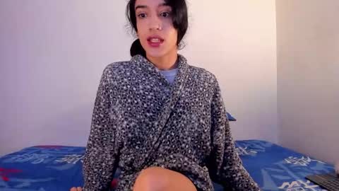 Snapshot of latinsecretfantasy chatting on 01/11/26, 07:41 latinsecretfantasy online show from 01/11/26, 07:41