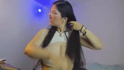 LatinSweetx 19 online show from 07/23/26, 04:21