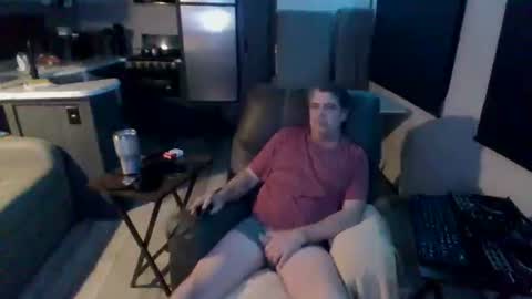 Snapshot of latniter742349 chatting on 01/31/25, 06:46 latniter online show from 01/31/25, 06:46