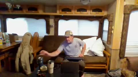 Snapshot of latniter742349 chatting on 02/25/25, 01:06 latniter online show from 02/25/25, 01:06