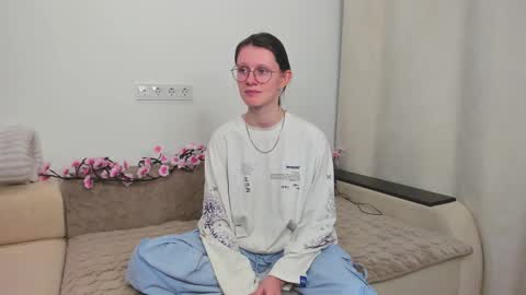 Snapshot of latoriacosner chatting on 12/22/25, 12:35 latoriacosner online show from 12/22/25, 12:35