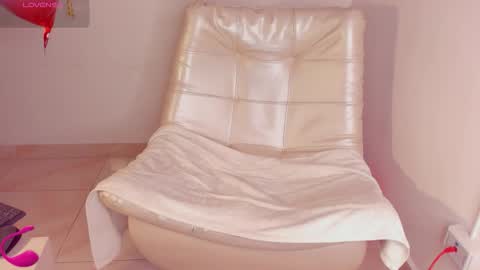 LEANDRO online show from 02/15/26, 07:51