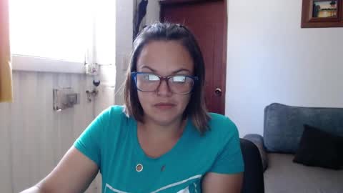 Laura online show from 06/19/26, 06:23
