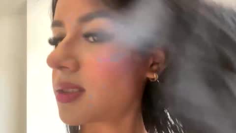 Laura Valmont online show from 03/23/26, 03:05