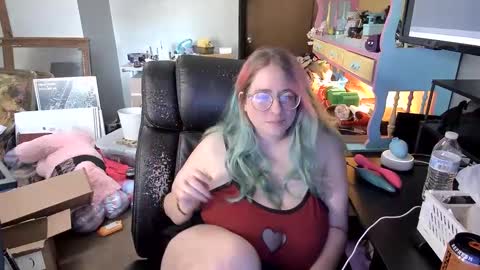 Little Leo online show from 10/08/25, 07:33
