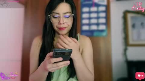 laujgray online show from 03/23/26, 04:33