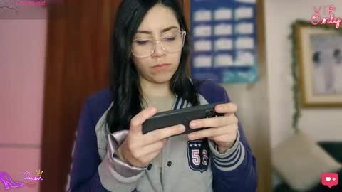 laujgray online show from 03/31/26, 06:14