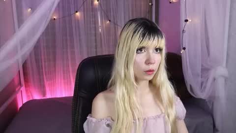 Snapshot of laukyubey1 chatting on 12/03/25, 07:45 laukyubey1 online show from 12/03/25, 07:45