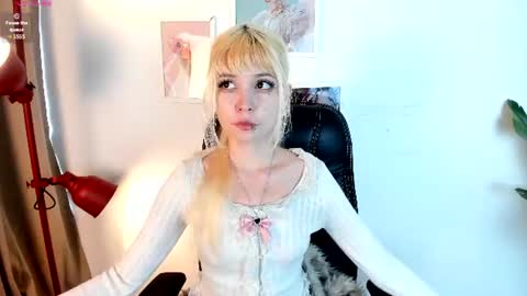 Snapshot of laukyubey1 chatting on 06/26/26, 08:02 laukyubey1 online show from 06/26/26, 08:02