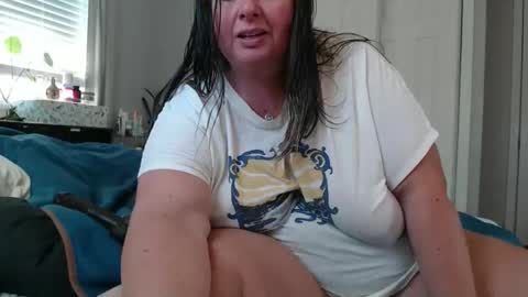 LauLauMa online show from 11/06/25, 09:26