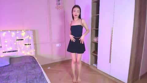 Lauma online show from 04/01/26, 05:19