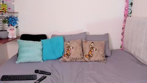 laura1__ online show from 03/01/25, 12:28