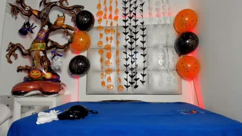 Snapshot of laura__js_ chatting on 10/06/25, 05:27 laura__js_ online show from 10/06/25, 05:27