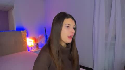 Laura online show from 02/06/26, 07:02