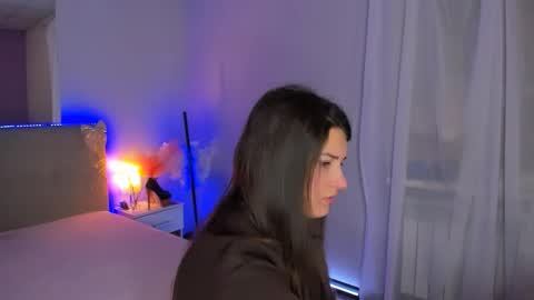 Laura online show from 02/10/26, 06:28